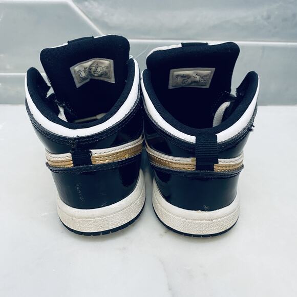 Nike Air Jordan 1 Mid Retro OG Toddler Shoes 8C Black White Gold BQ6933-007 Kids - Picture 3 of 8